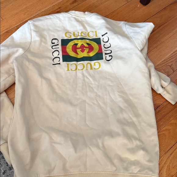 Gucci Cream Sweater with Tiger Graphics - Picture 3 of 3